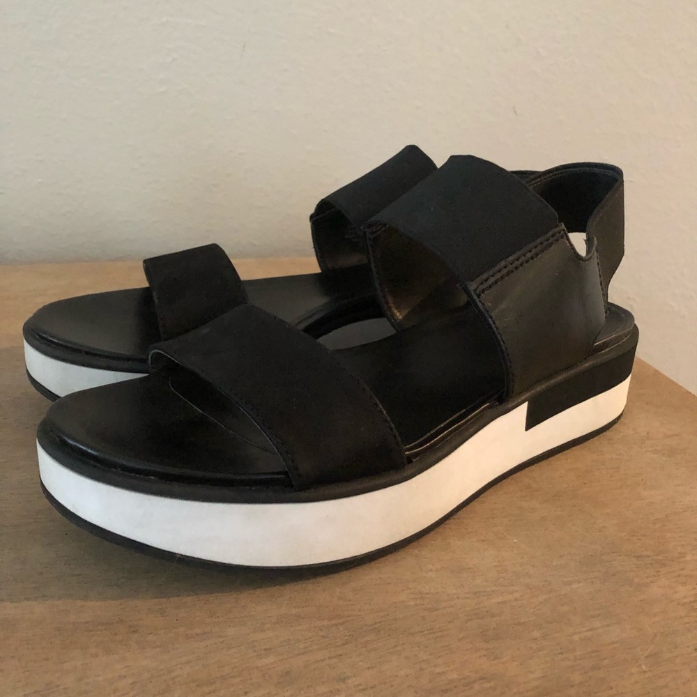 Naturalizer Size 8 Black Platform Sandals